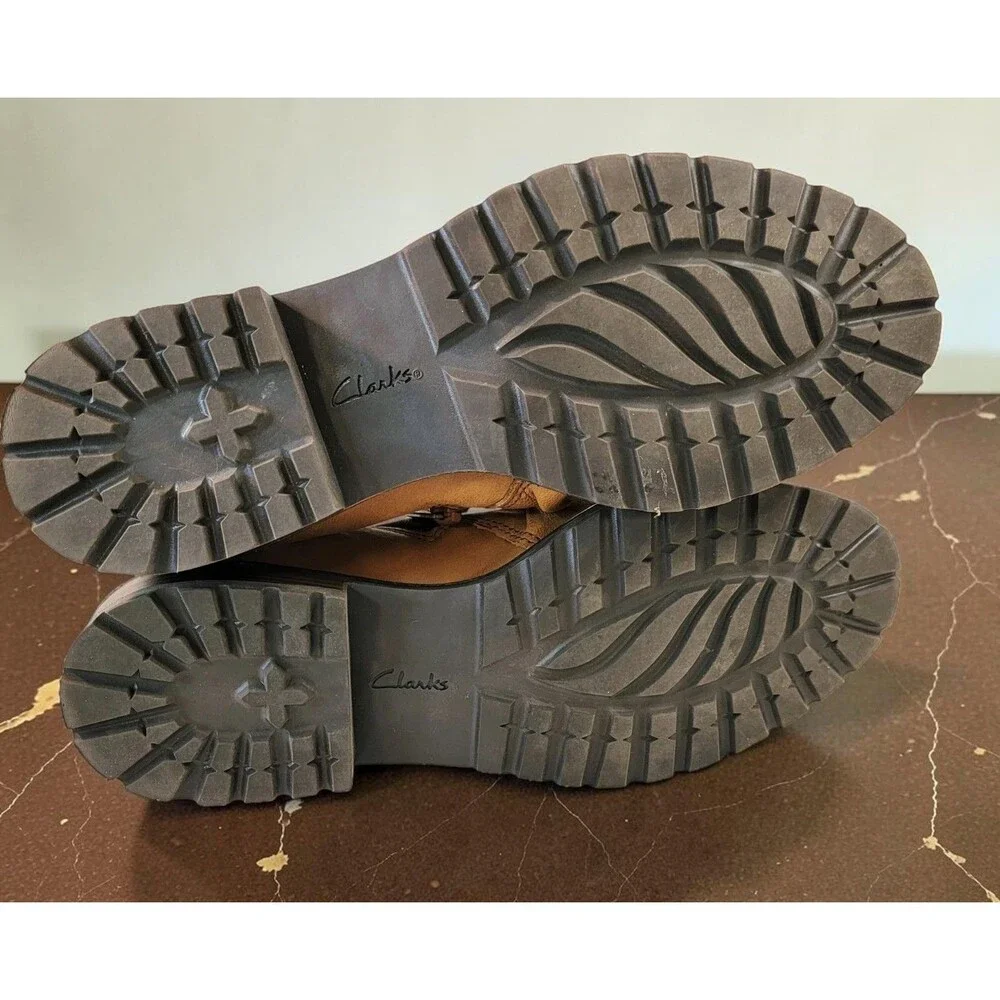 Clarks step out
